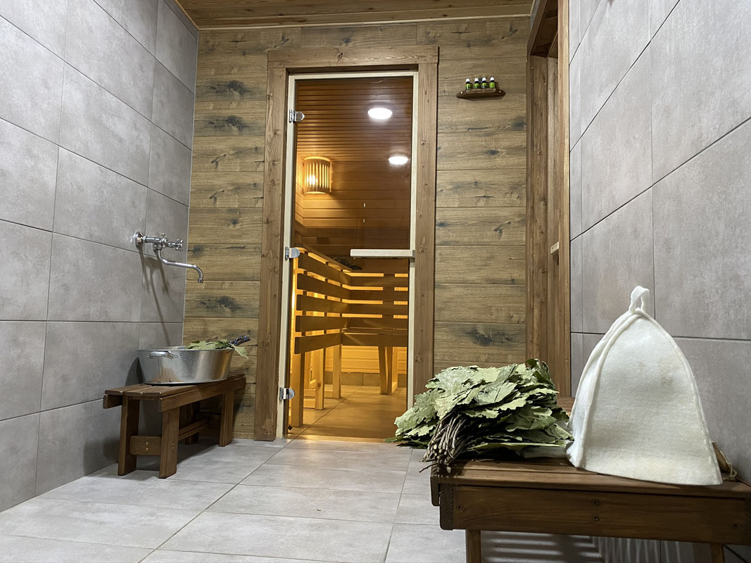 Дом №1 Canada House